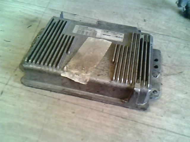 bontott RENAULT SCÉNIC I Motorvezérlő