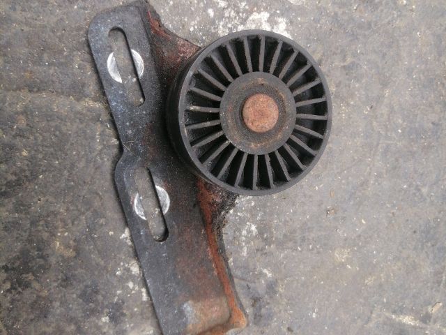 bontott RENAULT SCÉNIC I Szíjfeszítő Görgő