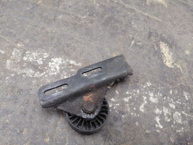 bontott RENAULT SCÉNIC I Szíjfeszítő Görgő