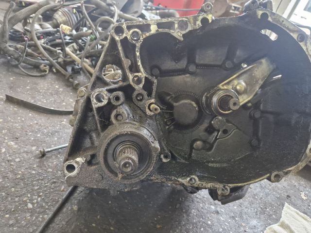 bontott RENAULT SCÉNIC I Váltó (Mechanikus)