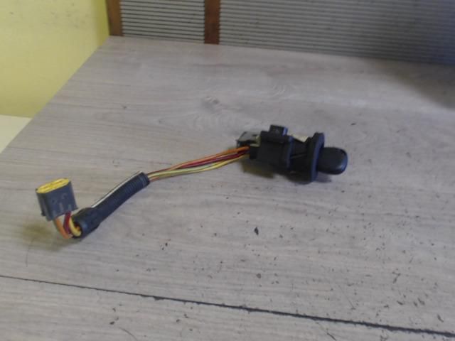 bontott RENAULT SCÉNIC I Gyújtáskapcsoló Házzal