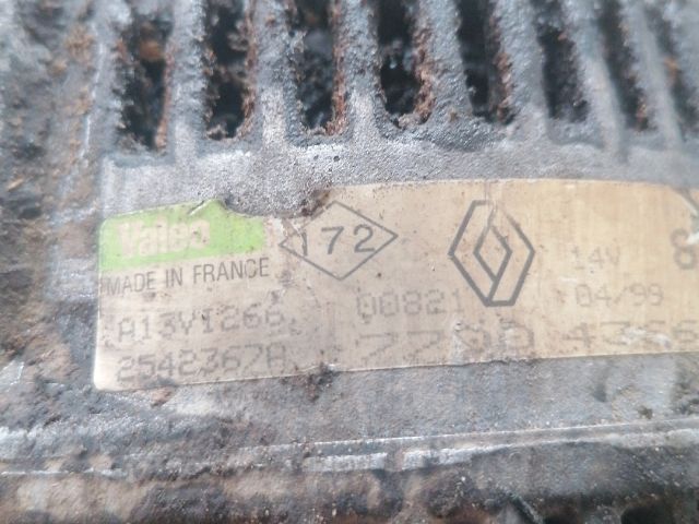bontott RENAULT SCÉNIC I Generátor