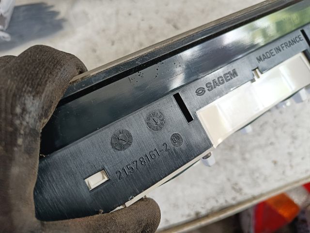 bontott RENAULT SCÉNIC I Kilométeróra