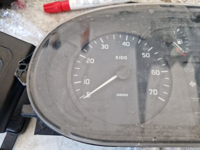 bontott RENAULT SCÉNIC I Kilométeróra