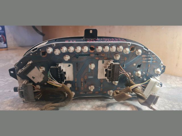 bontott RENAULT SCÉNIC I Kilométeróra