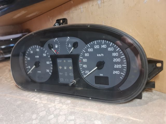 bontott RENAULT SCÉNIC I Kilométeróra