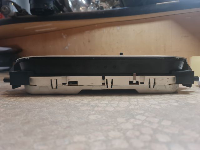 bontott RENAULT SCÉNIC I Kilométeróra