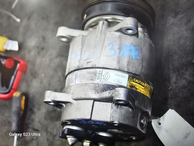 bontott RENAULT SCÉNIC I Klímakompresszor