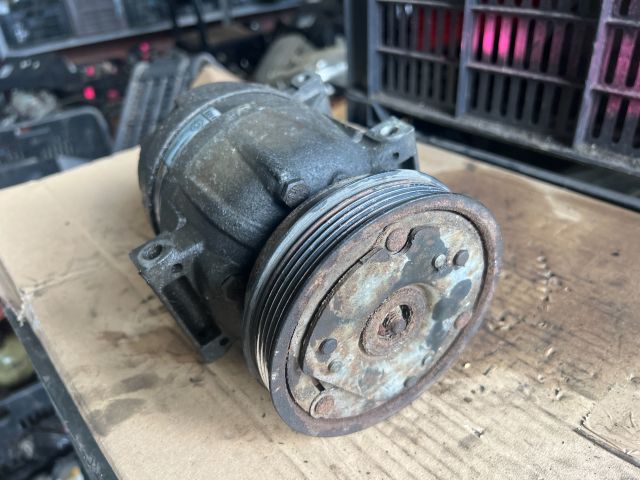 bontott RENAULT SCÉNIC I Klímakompresszor