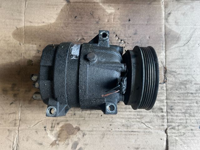 bontott RENAULT SCÉNIC I Klímakompresszor