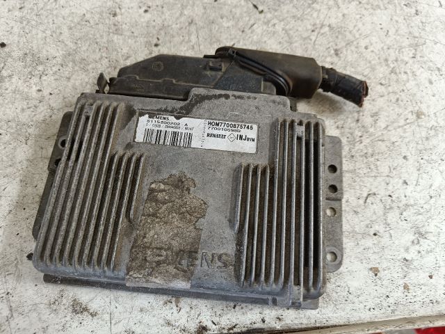 bontott RENAULT SCÉNIC I Motorvezérlő