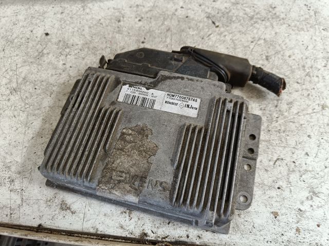 bontott RENAULT SCÉNIC I Motorvezérlő