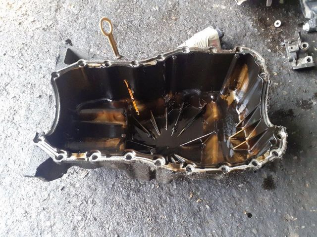 bontott RENAULT SCÉNIC I Olajteknő