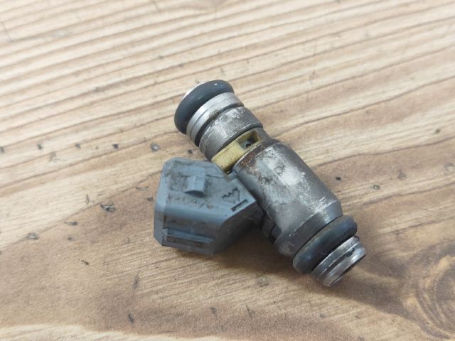 bontott RENAULT SCÉNIC I Porlasztó (1 db)