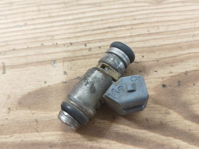 bontott RENAULT SCÉNIC I Porlasztó (1 db)