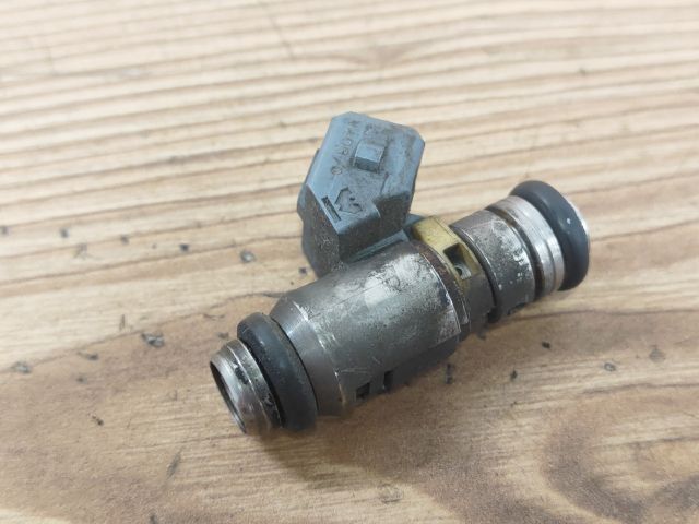 bontott RENAULT SCÉNIC I Porlasztó (1 db)