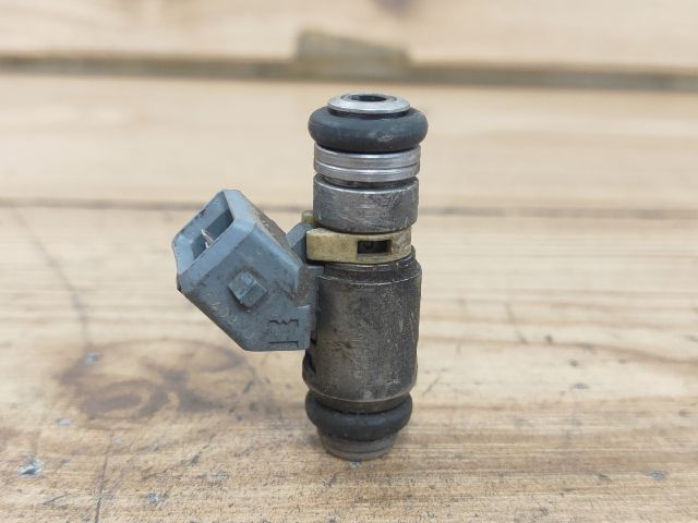 bontott RENAULT SCÉNIC I Porlasztó (1 db)