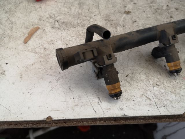 bontott RENAULT SCÉNIC I Porlasztó Sor / Híd