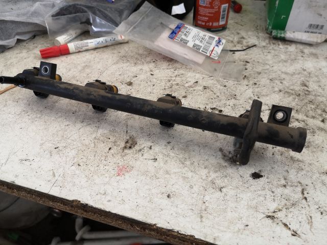 bontott RENAULT SCÉNIC I Porlasztó Sor / Híd