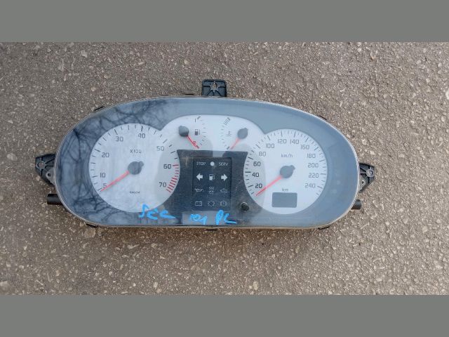 bontott RENAULT SCÉNIC I Kilométeróra