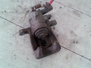 bontott RENAULT SCÉNIC I Bal hátsó Féknyereg Munkahengerrel