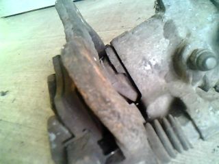 bontott RENAULT SCÉNIC I Bal hátsó Féknyereg Munkahengerrel