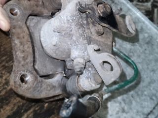 bontott RENAULT SCÉNIC I Bal hátsó Féknyereg Munkahengerrel