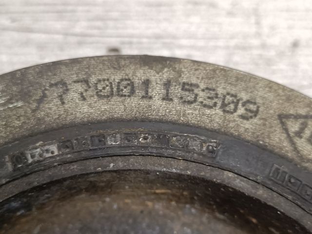 bontott RENAULT SCÉNIC I Főtengely Szíjtárcsa