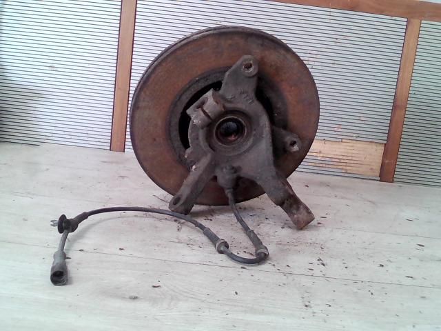 bontott RENAULT SCÉNIC I Jobb első Csonkállvány Kerékaggyal