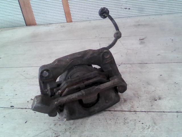 bontott RENAULT SCÉNIC I Jobb első Féknyereg Munkahengerrel