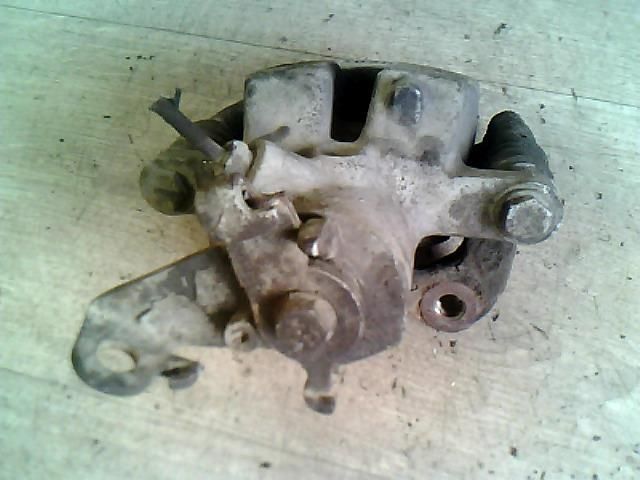 bontott RENAULT SCÉNIC I Jobb hátsó Féknyereg Munkahengerrel