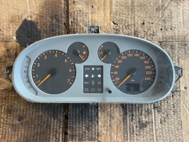 bontott RENAULT SCÉNIC I Kilométeróra