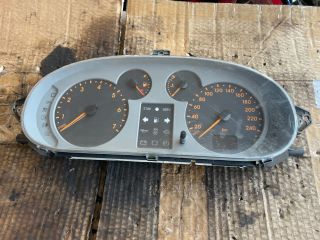 bontott RENAULT SCÉNIC I Kilométeróra