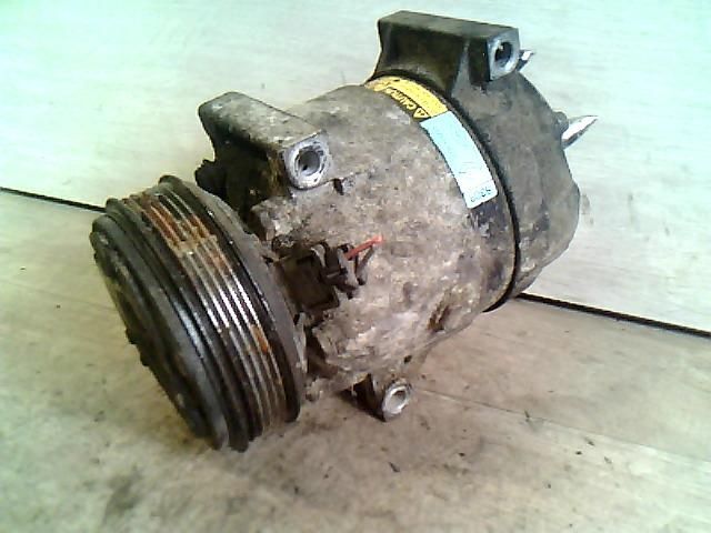 bontott RENAULT SCÉNIC I Klímakompresszor