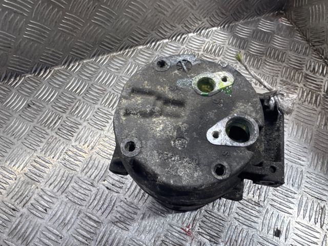 bontott RENAULT SCÉNIC I Klímakompresszor