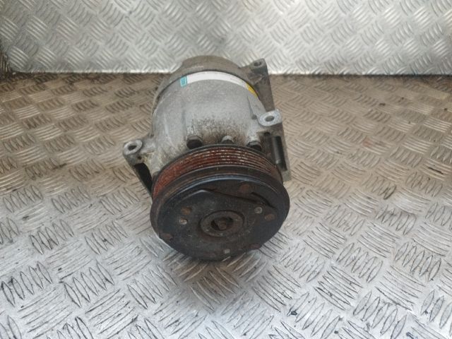 bontott RENAULT SCÉNIC I Klímakompresszor