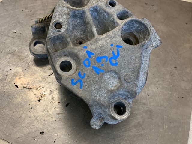 bontott RENAULT SCÉNIC I Motor Tartó Bak (Fém)