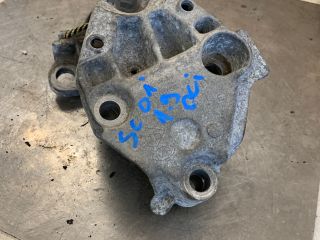 bontott RENAULT SCÉNIC I Motor Tartó Bak (Fém)