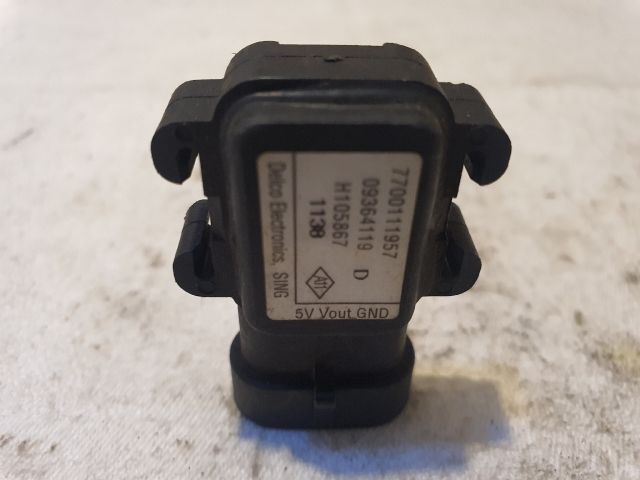 bontott RENAULT SCÉNIC I Szívócső Nyomásérzékelő