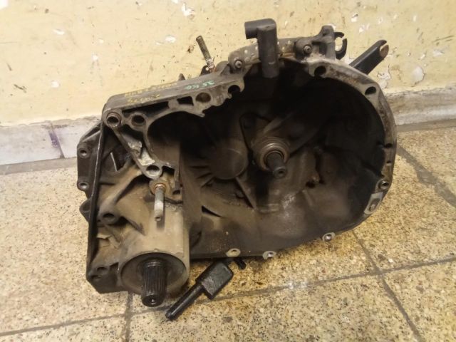 bontott RENAULT SCÉNIC I Váltó (Mechanikus)