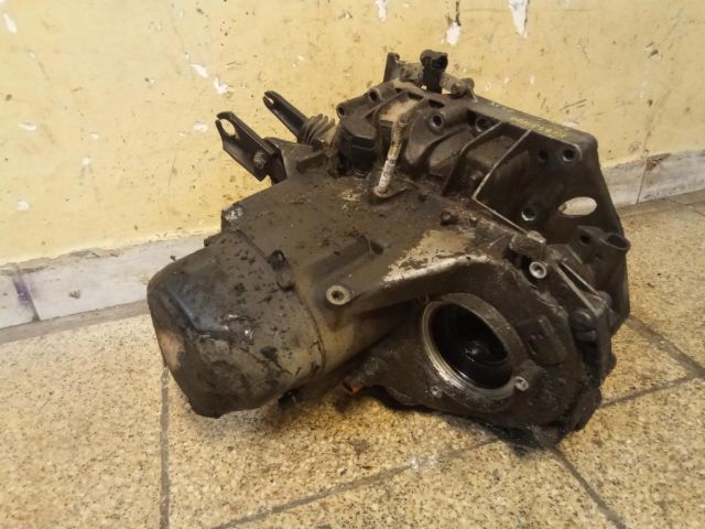 bontott RENAULT SCÉNIC I Váltó (Mechanikus)