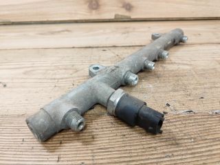 bontott RENAULT SCÉNIC I Közösnyomócső