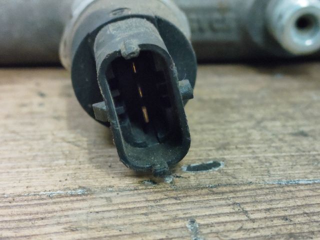 bontott RENAULT SCÉNIC I Közösnyomócső