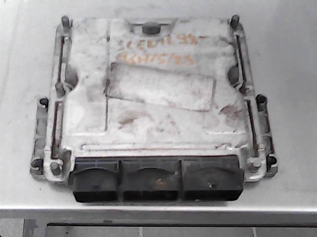 bontott RENAULT SCÉNIC I Motorvezérlő