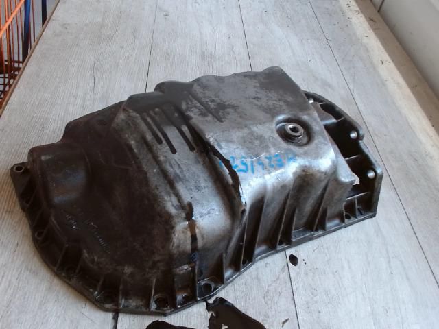 bontott RENAULT SCÉNIC I Olajteknő