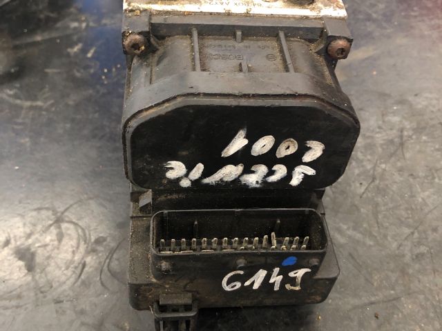 bontott RENAULT SCÉNIC I ABS Kocka