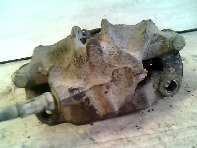 bontott RENAULT SCÉNIC I Bal első Féknyereg Munkahengerrel