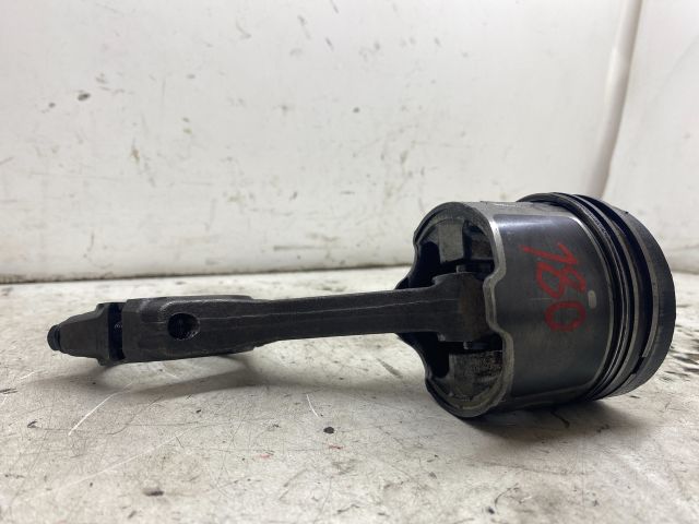 bontott RENAULT SCÉNIC I Dugattyú és Hajtókar