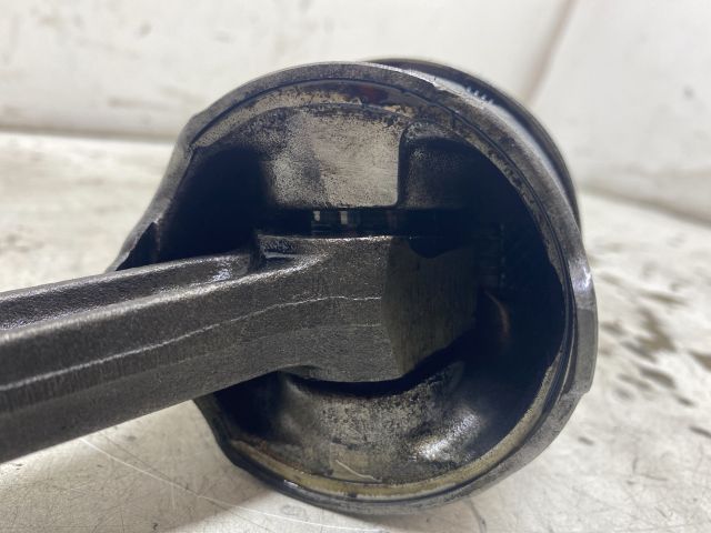 bontott RENAULT SCÉNIC I Dugattyú és Hajtókar