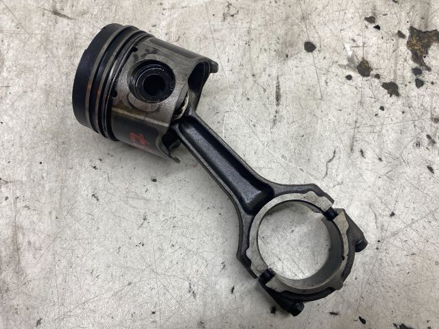 bontott RENAULT SCÉNIC I Dugattyú és Hajtókar